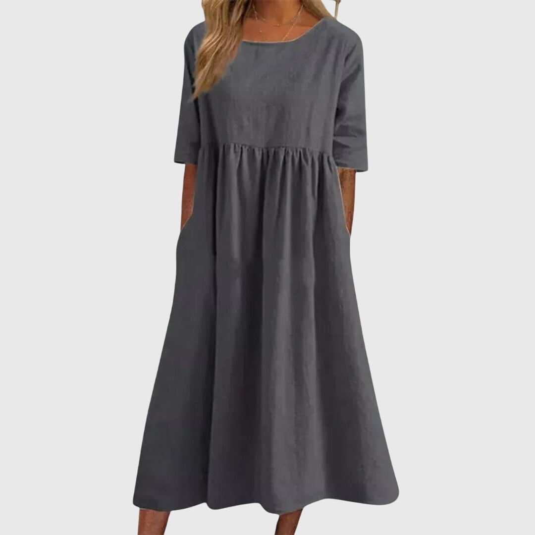 Bethany - Elegant Short-Sleeved Dress