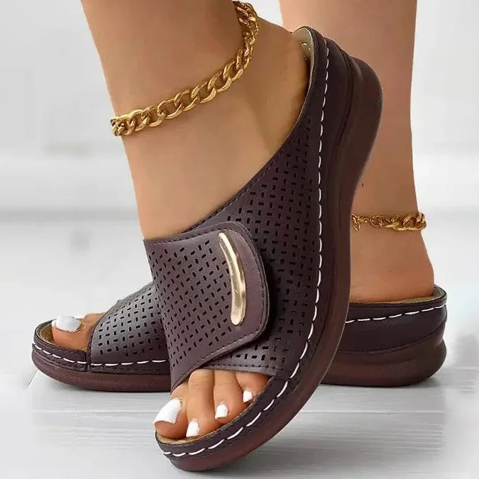 Joanna – Classic Urban Sandals