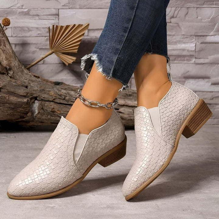 Willow – Orthopedic Oxford Shoes